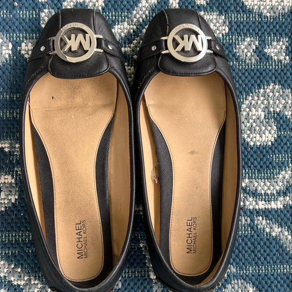 Michael Kors Shoes - Michael Kors leather flats